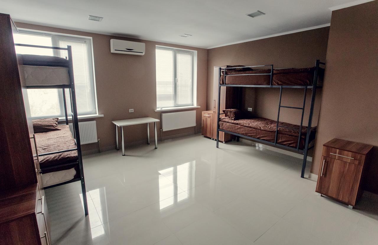 Hostel Bvt Брест Екстер'єр фото